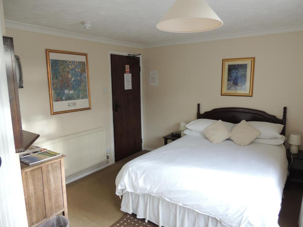 Mannings Heath Hotel Horsham Oda fotoğraf