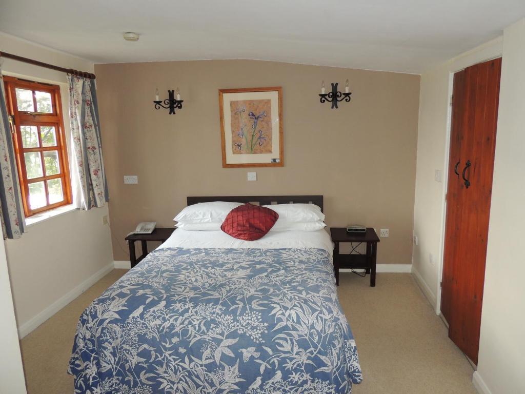 Mannings Heath Hotel Horsham Oda fotoğraf